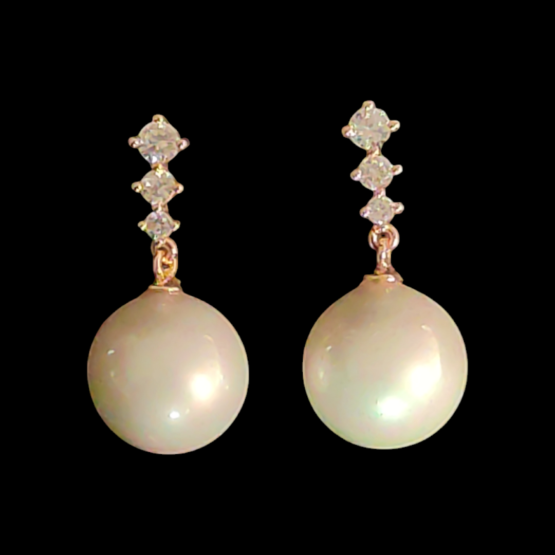 Round Pearl Earrings