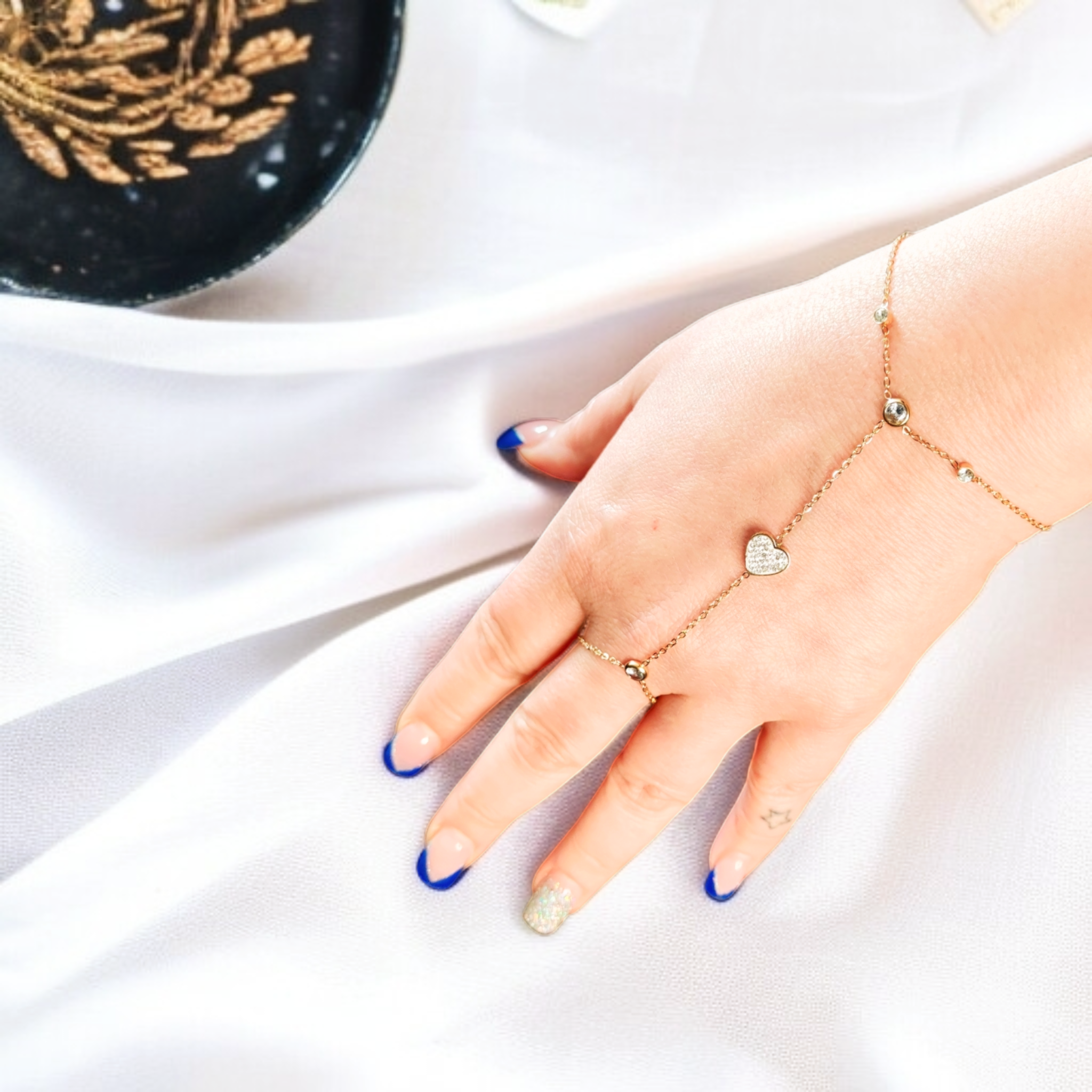 Gold Plated Heart Patterned Shahmeran Bracelet