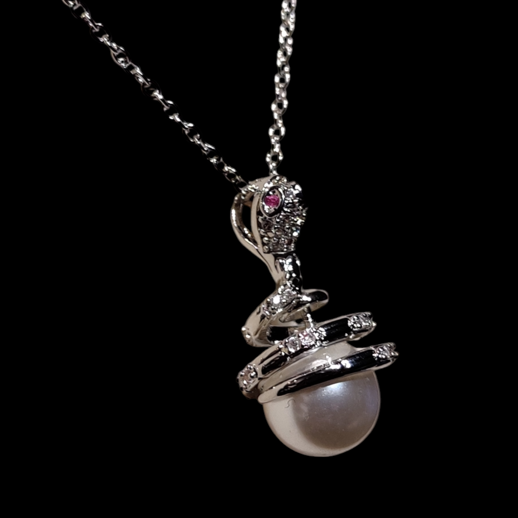 Stainless Steel Silver Plated Snake Pearl Necklace