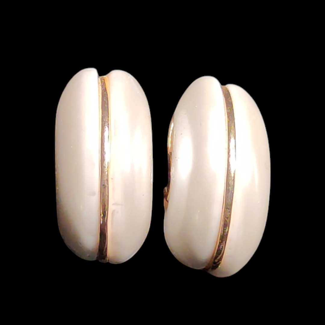 Gold Plated White Pearl Elegant Earring